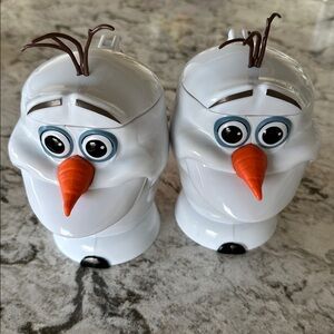 Disney on Ice set of two Olaf Frozen mugs- flip top cup